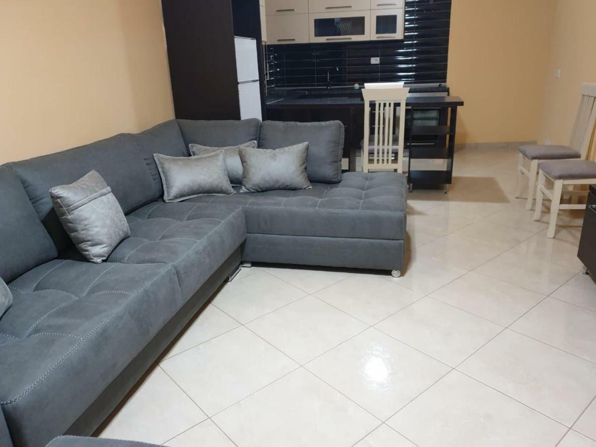 Ann'Apartment Орикум Екстериор снимка
