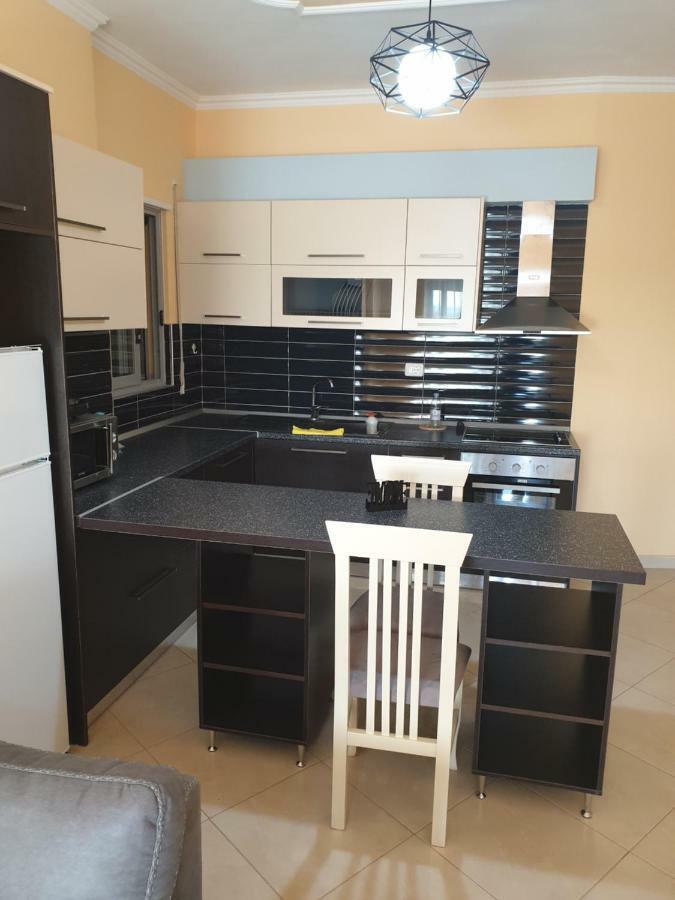 Ann'Apartment Орикум Екстериор снимка